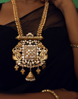 Amara Mother of Pearl Mahama Long Haar
